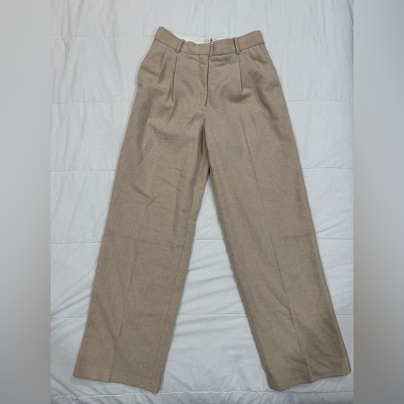 Aritzia Babaton Pants - Picture 5 of 5